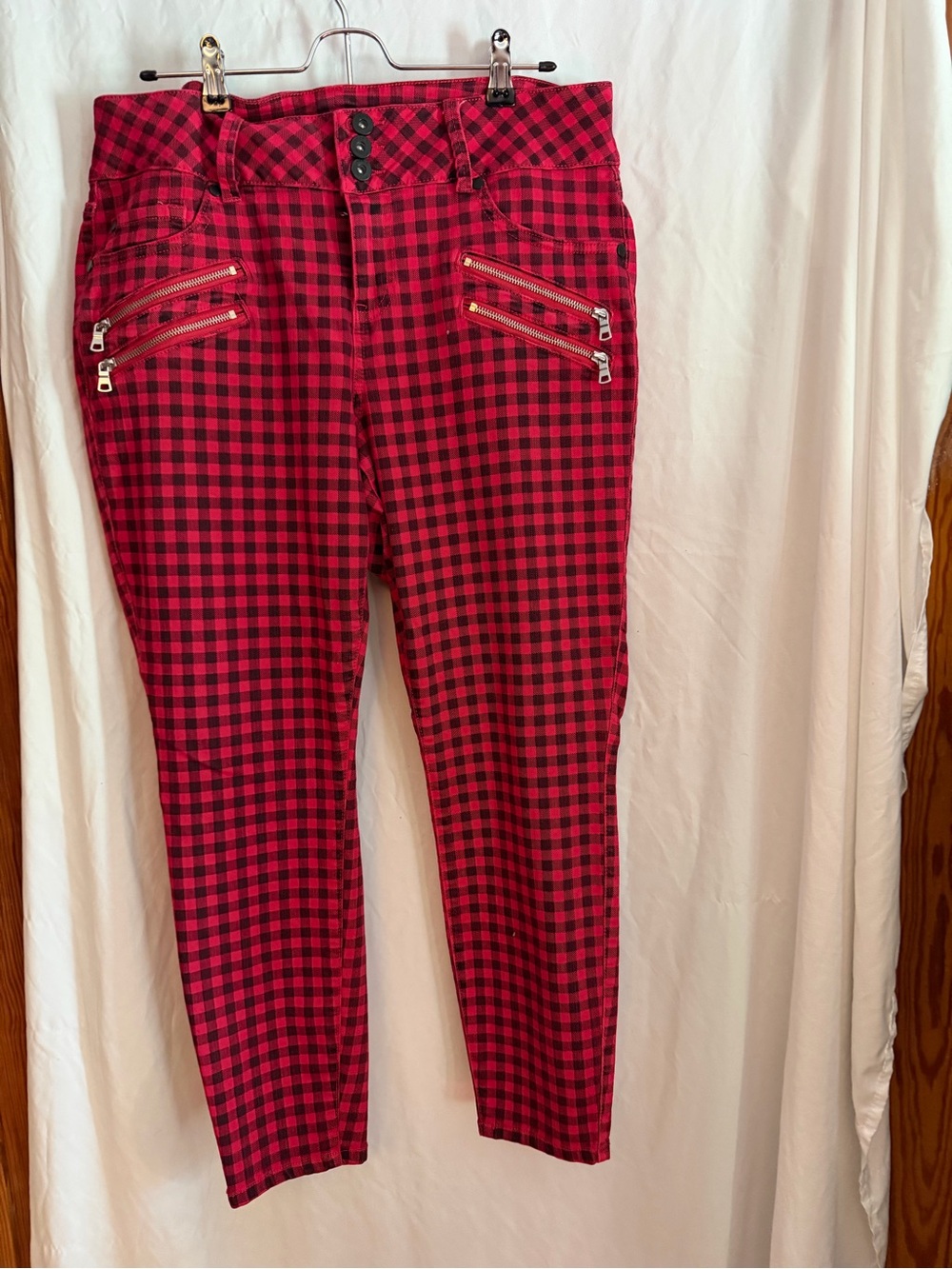 Torrid Punk Red and Black Checkered Skinny/Jegging Jeans with Zipper Accents